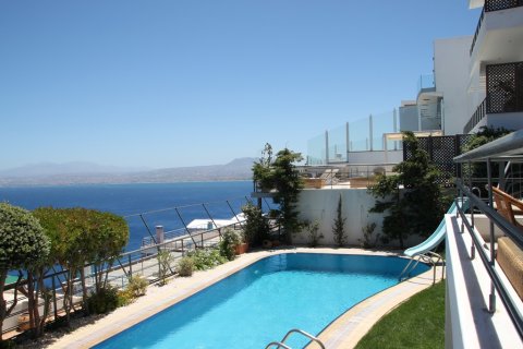 5 bedrooms Villa in Heraklion, Greece No. 58432 1