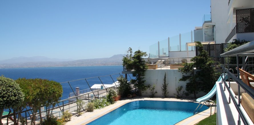 5 bedrooms Villa in Heraklion, Greece No. 58432