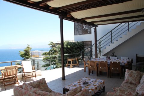 5 bedrooms Villa in Heraklion, Greece No. 58432 19