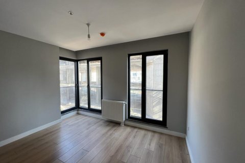 2+1 Apartment en Istanbul, Turkey No. 14762 2