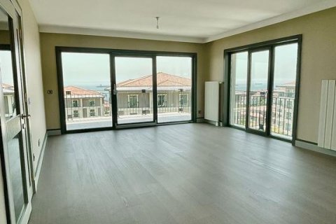 3+1 Apartment in Istanbul, Turkey No. 14763 5