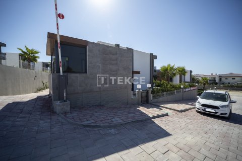 4+1 Villa in Kusadasi, Turkey No. 69795 11