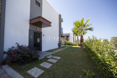 4+1 Villa in Kusadasi, Turkey No. 69795 3