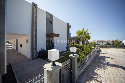 4+1 Villa in Kusadasi, Turkey No. 69795 8