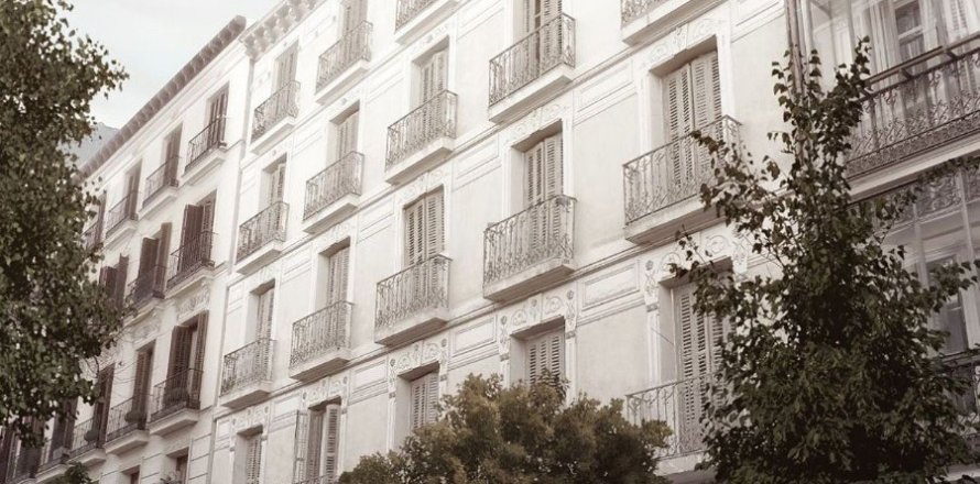 4 dormitorios Apartment en Madrid, Spain No. 26057