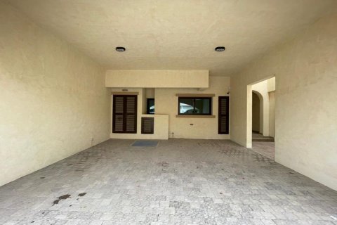 3 bedrooms Townhouse in Al Salam Street, UAE No. 6038 7