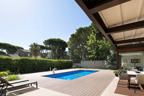 5 dormitorios House en Castelldefels, Spain No. 25365 7