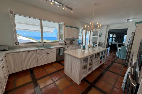 5 bedrooms Villa in Johnsons Point, Antigua and Barbuda No. 61409 8