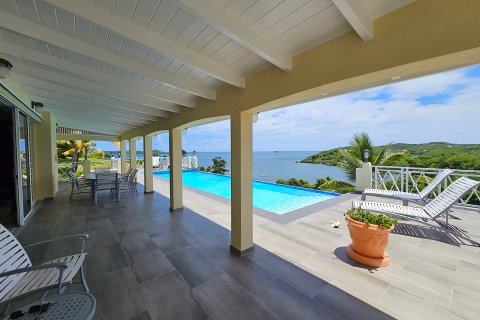 4 bedrooms Villa in Freetown, Antigua and Barbuda No. 61408 2