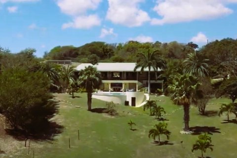 4 dormitorios Villa en Willikies, Antigua and Barbuda No. 61404 19