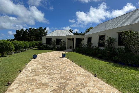 3 bedrooms Villa in Piccadilly, Antigua and Barbuda No. 61405 5