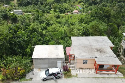 4 chambres House à Riviere Cyrique, Dominica No. 66236 8