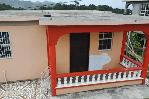 4 dormitorios House en Riviere Cyrique, Dominica No. 66236 1