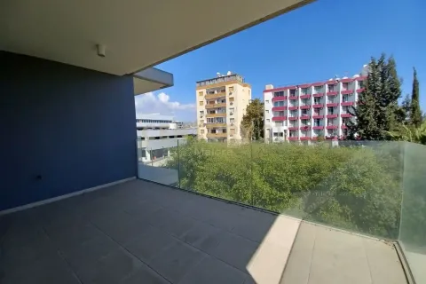 3 bedrooms Apartment in Limassol, Cyprus No. 40505 4