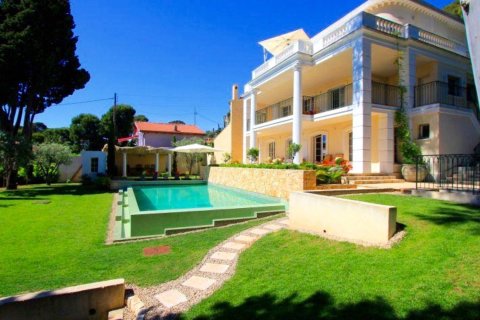 3 bedrooms Villa in Antibes, France No. 69185 16