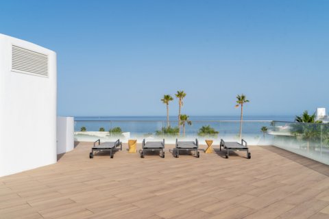 3 dormitorios Penthouse en Estepona, Spain No. 27609 6