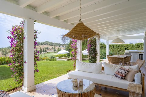 4 bedrooms Villa in Benahavis, Spain No. 27579 25