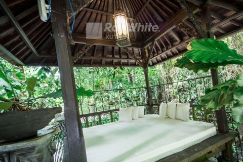 4 bedrooms Villa in Canggu, Indonesia No. 22874 13