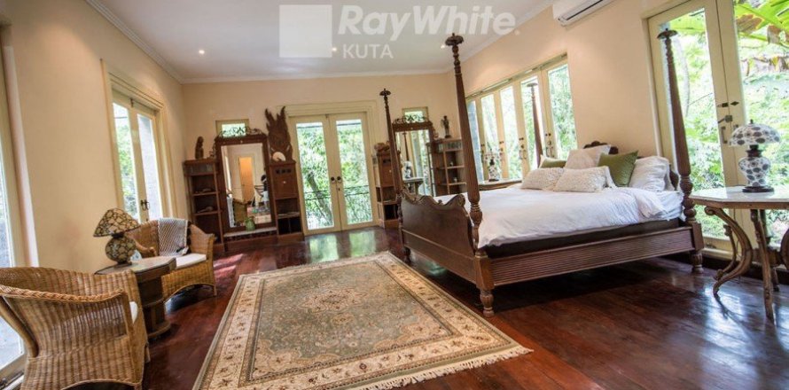 4 bedrooms Villa in Canggu, Indonesia No. 22874