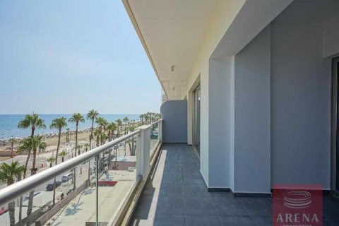 2 bedrooms Apartment in Larnaca, Cyprus No. 65656 5