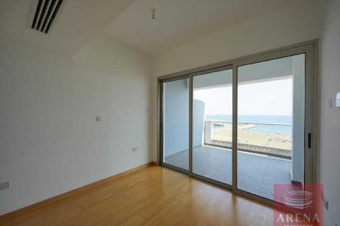 2 bedrooms Apartment in Larnaca, Cyprus No. 65656 9