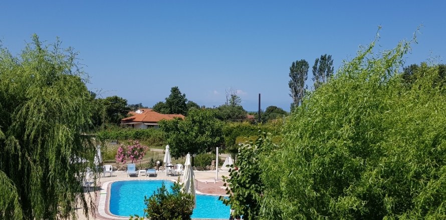 16 bedrooms Hotel in Chalkidiki, Greece No. 58015