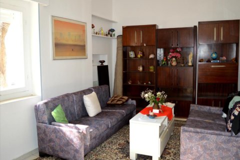 3 bedrooms Villa in Athens, Greece No. 50211 12