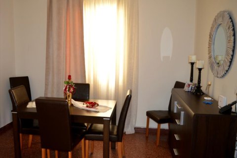 3 bedrooms Villa in Athens, Greece No. 50211 3