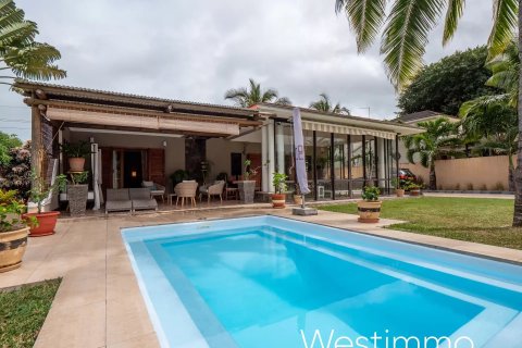 5 bedrooms Villa in Grande Riviere Noire, Mauritius No. 53450 1