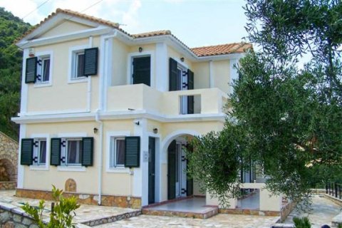 4 bedrooms House in Zakynthos, Greece No. 24701 5