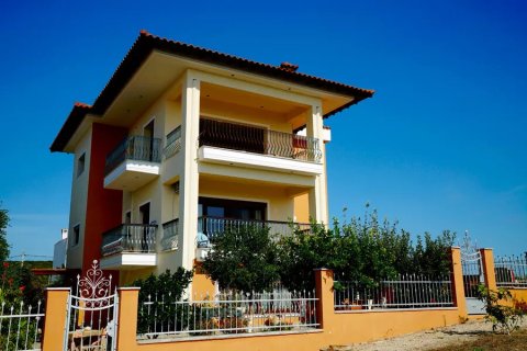 6 bedrooms House in Polygyros, Greece No. 56777 2