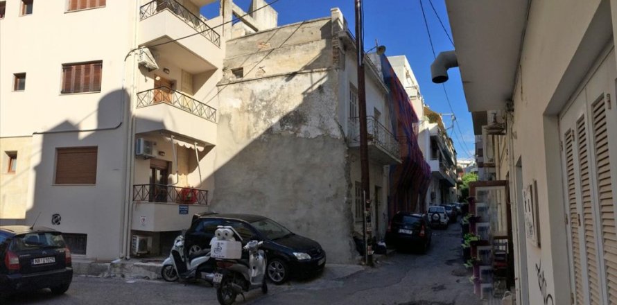 176m² Land in Heraklion, Greece No. 56776