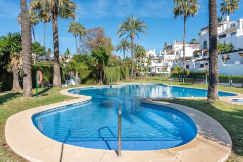 2 bedrooms Apartment in Nueva Andalucia, Spain No. 27358 19