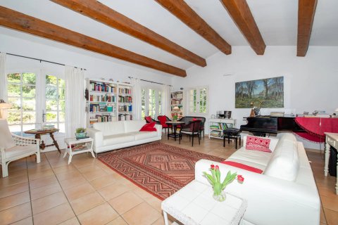 4 bedrooms Villa in La Garde-Freinet, France No. 68213 8