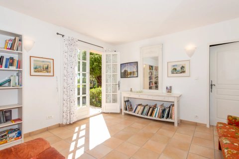 4 bedrooms Villa in La Garde-Freinet, France No. 68213 20