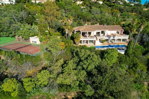 7 bedrooms Villa in Grimaud, France No. 68203 1