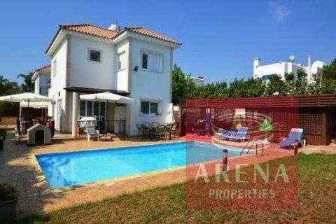 3 bedrooms Villa in Protaras, Cyprus No. 31527 2