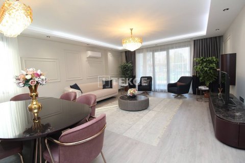 2+1 Apartment in Istanbul, Turkey No. 11225 25