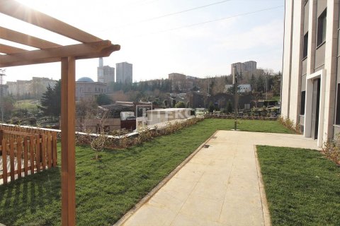 2+1 Apartment en Istanbul, Turkey No. 11225 3