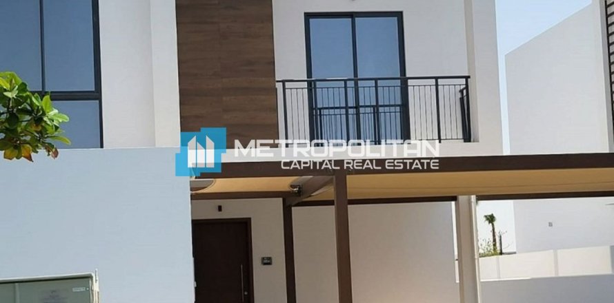 4 bedrooms Villa in Al Ghadeer, UAE No. 5636