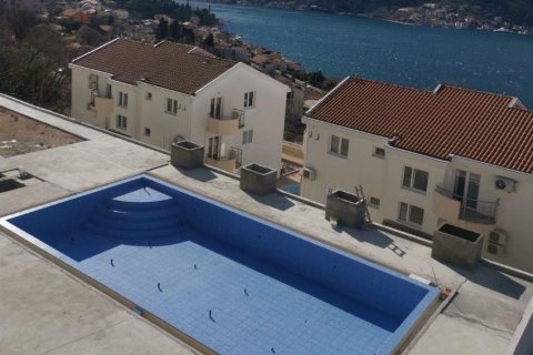 1 dormitorio Apartment en Kotor, Montenegro No. 66802 3