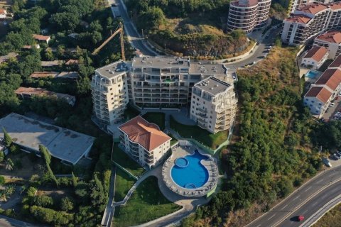 48m² Appartement à Budva, Montenegro No. 66809 8