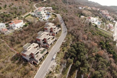 450m² House à Budva, Montenegro No. 66808 22