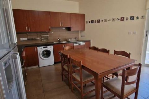 3 bedrooms Apartment in Nicosia, Cyprus No. 69296 9