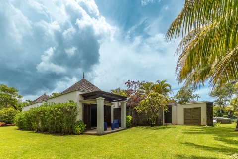 5 bedrooms Villa in Tamarin, Mauritius No. 60976 17