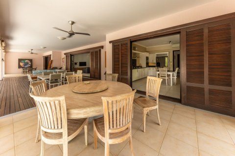 5 bedrooms Villa in Tamarin, Mauritius No. 60976 7