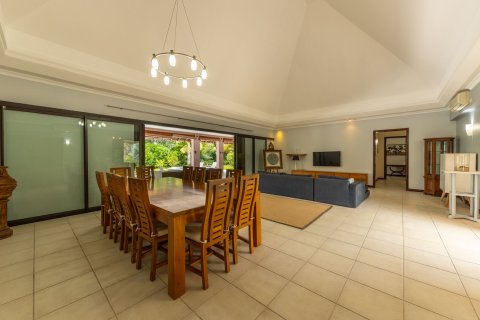 5 bedrooms Villa in Tamarin, Mauritius No. 60976 2