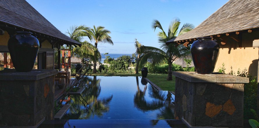 6 bedrooms Villa in Bel Ombre, Mauritius No. 60979