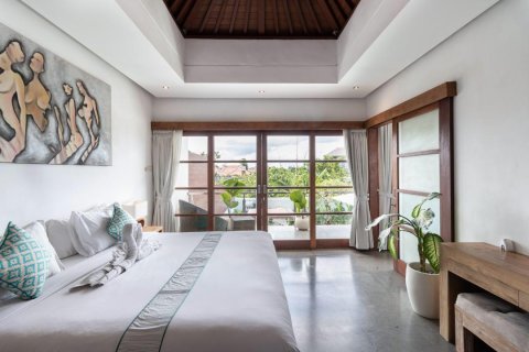 3 bedrooms Villa in Seminyak, Indonesia No. 23463 14