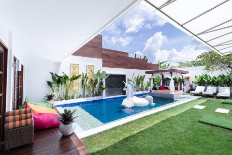 3 bedrooms Villa in Seminyak, Indonesia No. 23463 3